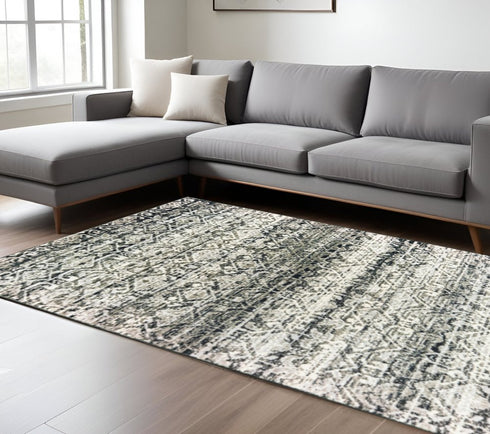 4' X 6' Grey And Ivory Geometric Power Loom Stain Resistant Area Rug